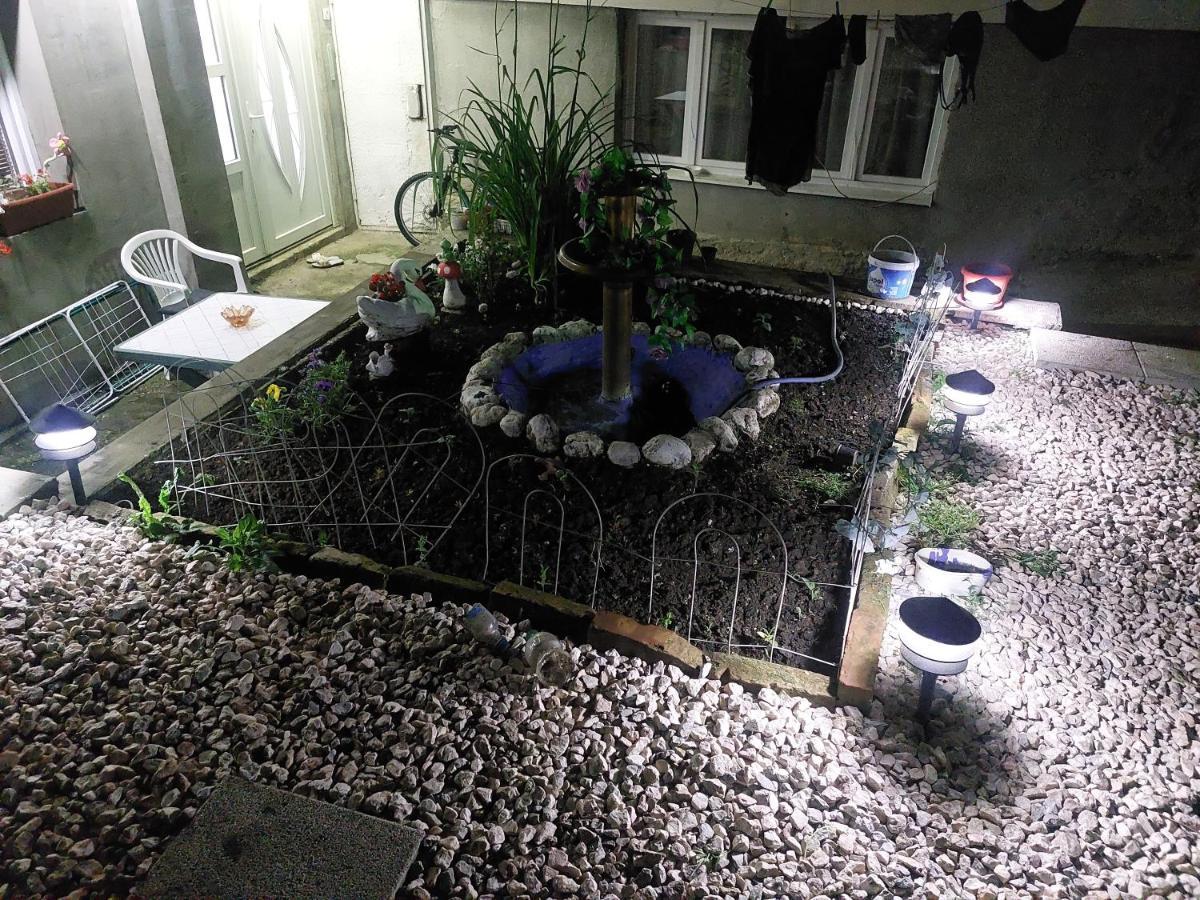 شقة Downtown House - Duplex سراييفو المظهر الخارجي الصورة